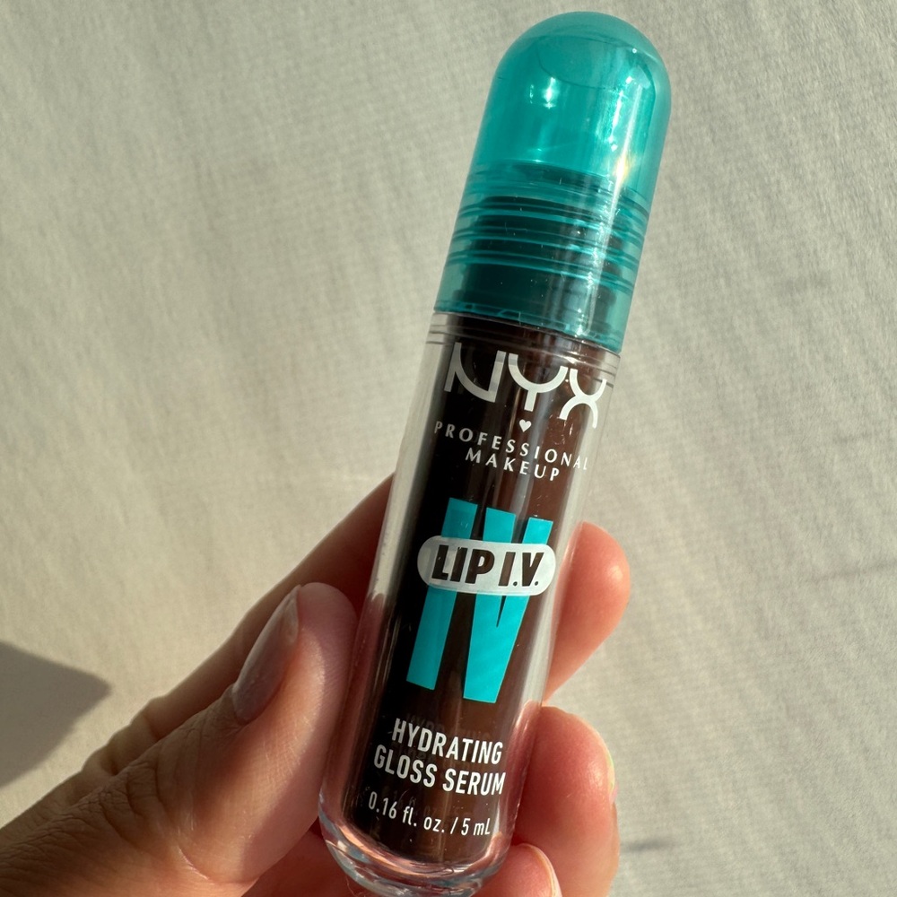 NYX Professional Makeup Hydrating Lip I.V.I. Gloss Serum, Brand New. Full Size.